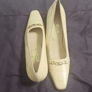 Salvatore Ferragamo Ivory Heels with Chain Accent